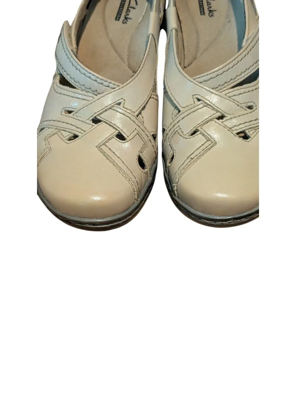 Clarks Collection Ashland Spin Q leather Mary Janes with a crisscross strap 8W